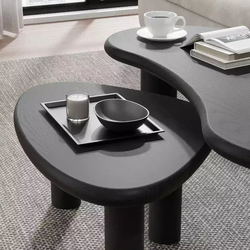 Set di 2 tavolini da caffè in legno massello ad incastro, forma irregolare, neri, 86x63x33 cm